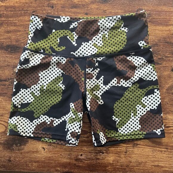 S2 Sportswear Camo & Dot Patterned Athletic Bike Shorts - Picture 1 of 5